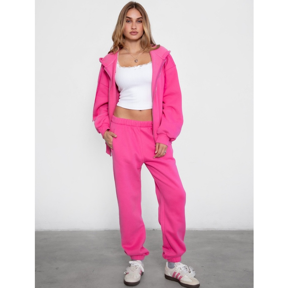TIC TOC LA Dove Sweatpants NWT